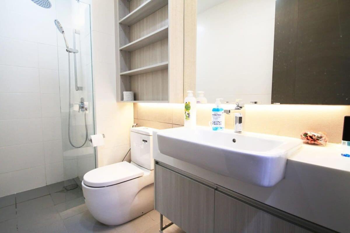 A Stylish High-Floor 2Br Suasana Suites Views Johor Bahru Dış mekan fotoğraf