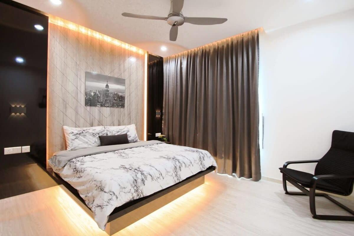 A Stylish High-Floor 2Br Suasana Suites Views Johor Bahru Dış mekan fotoğraf